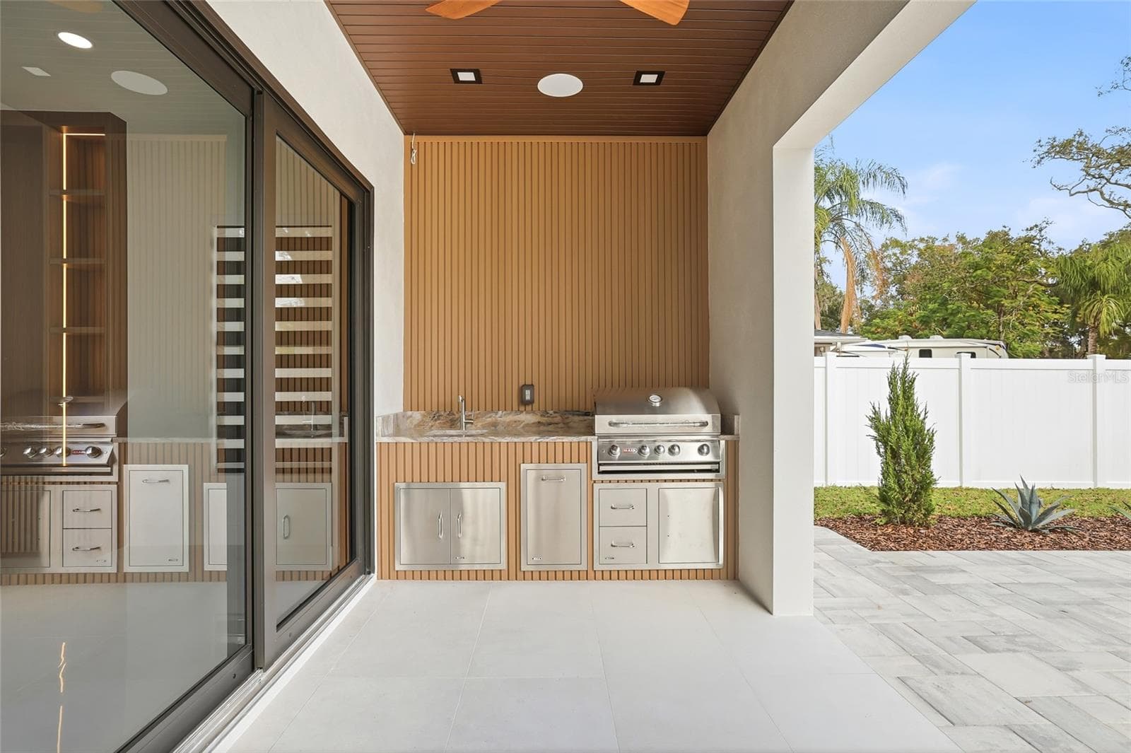 Single Family Residence at 6907 N BOULEVARD, TAMPA, photo 73 of 91