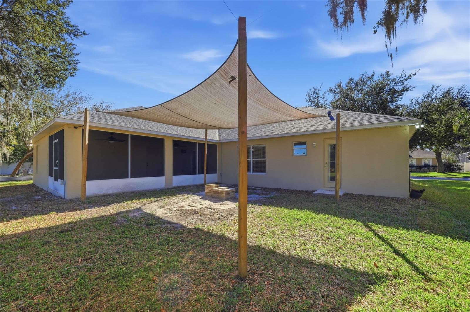 Single Family Residence at 539 GRANITE CIR, CHULUOTA, photo 2 of 58