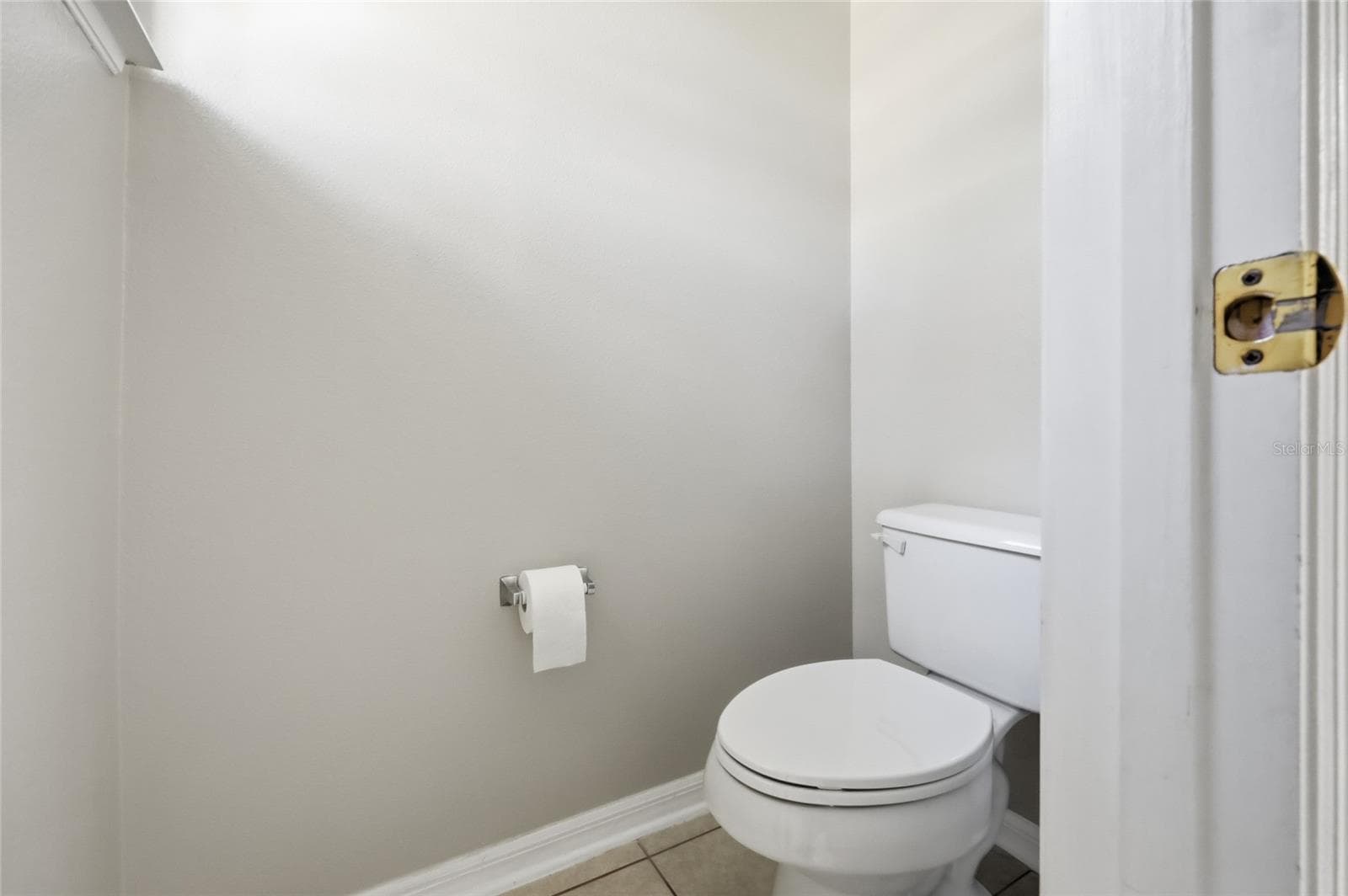 Single Family Residence at 539 GRANITE CIR, CHULUOTA, photo 35 of 58