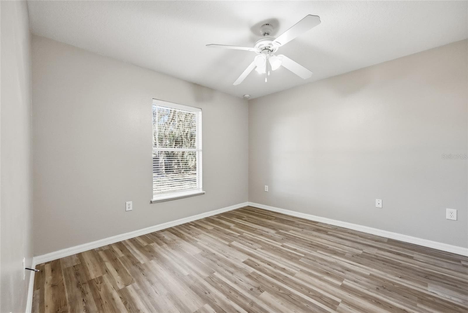 Single Family Residence at 539 GRANITE CIR, CHULUOTA, photo 42 of 58