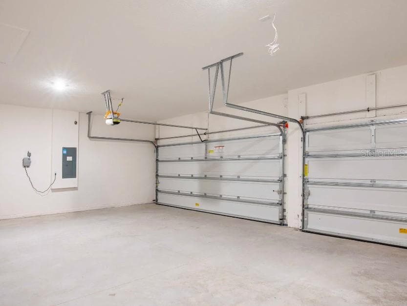 Model home - actual features may vary. - 930 BUCKEYE DR, LADY LAKE