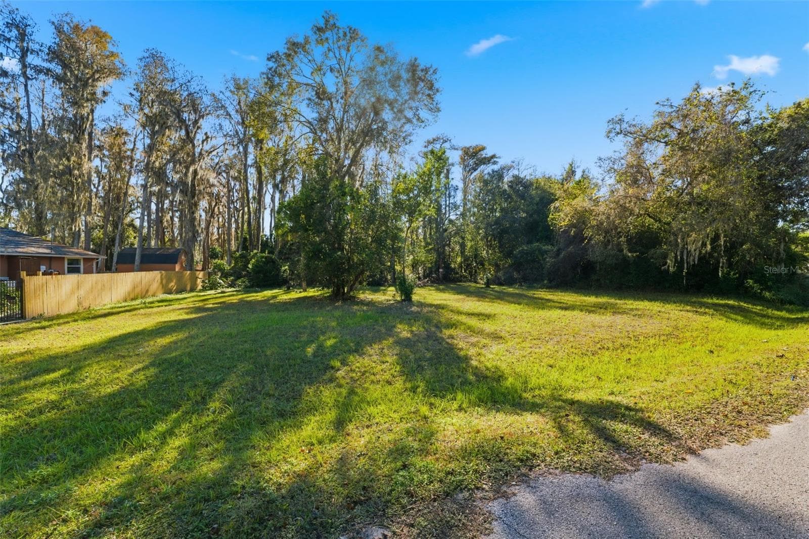 0 MOON LAKE CIR