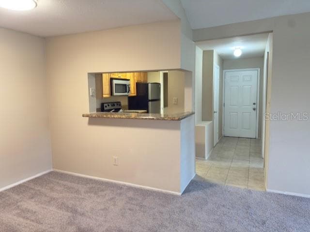 DINNING ROOM LOOKING INTO THE KITCHEN - 208 AFTON SQ #10-307, ALTAMONTE SPRINGS