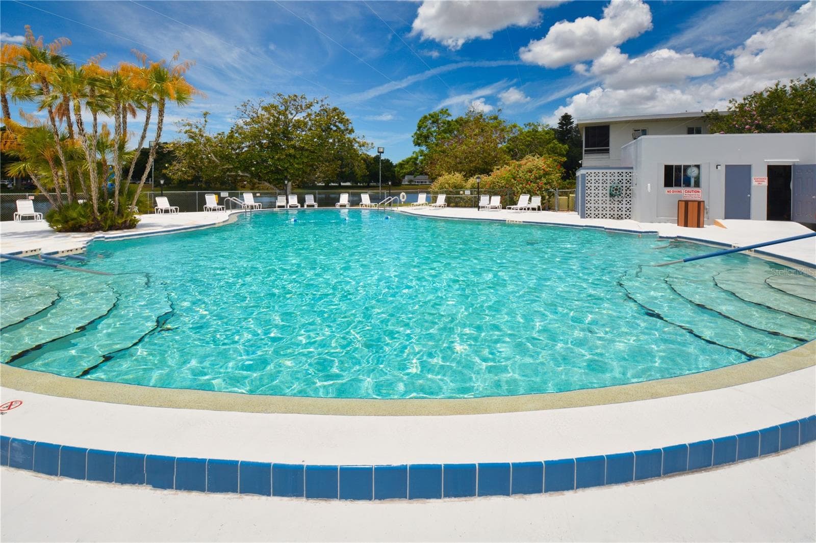 HEATED POOL - 11224 82ND AVE #210, SEMINOLE