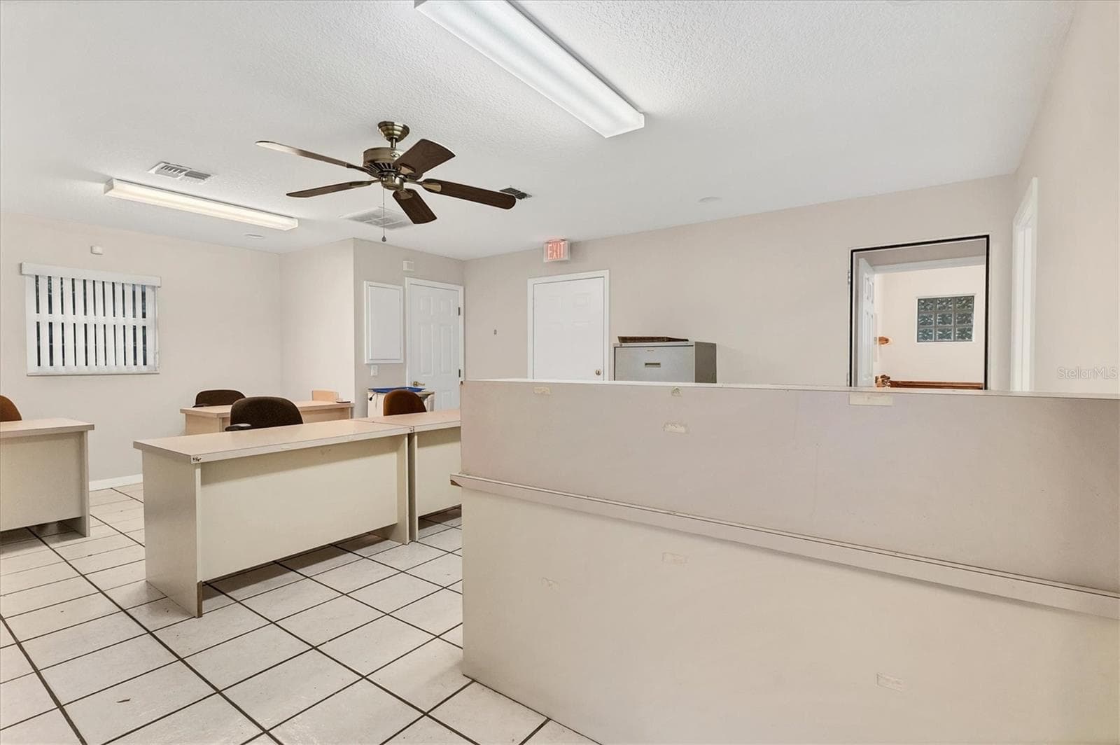 Reception area - 37220 GLENWOOD AVE, MYAKKA CITY