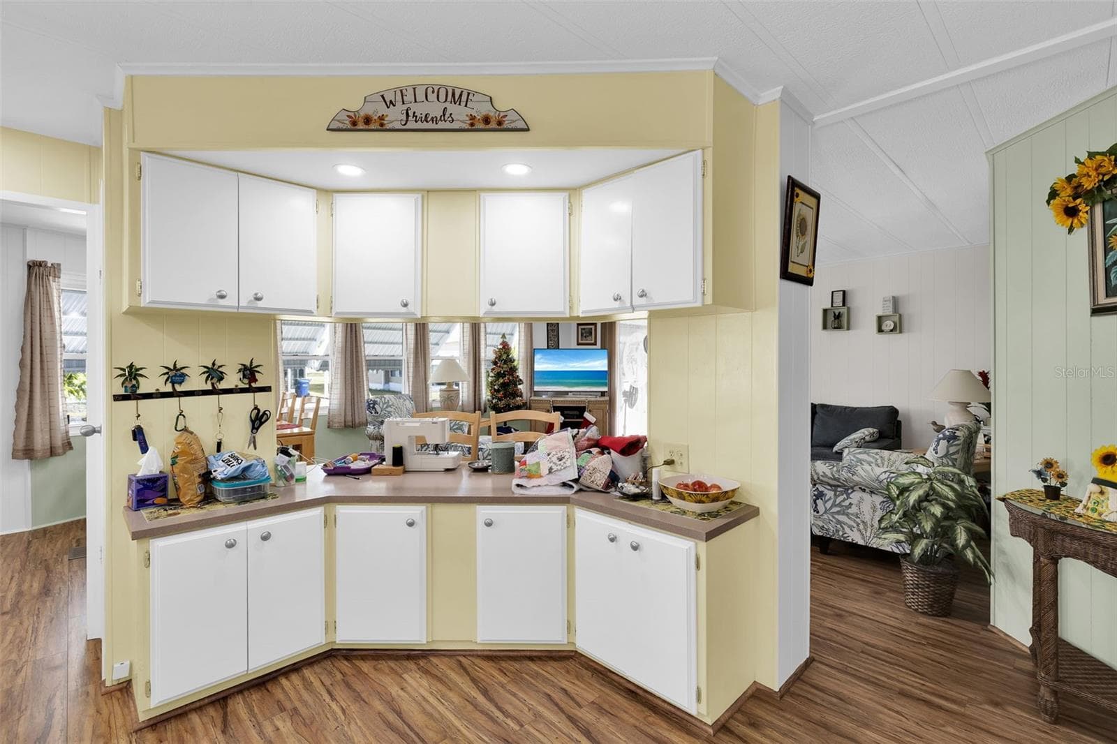 Manufactured Home at 220 LA ROSAS, NORTH PORT, photo 6 of 74
