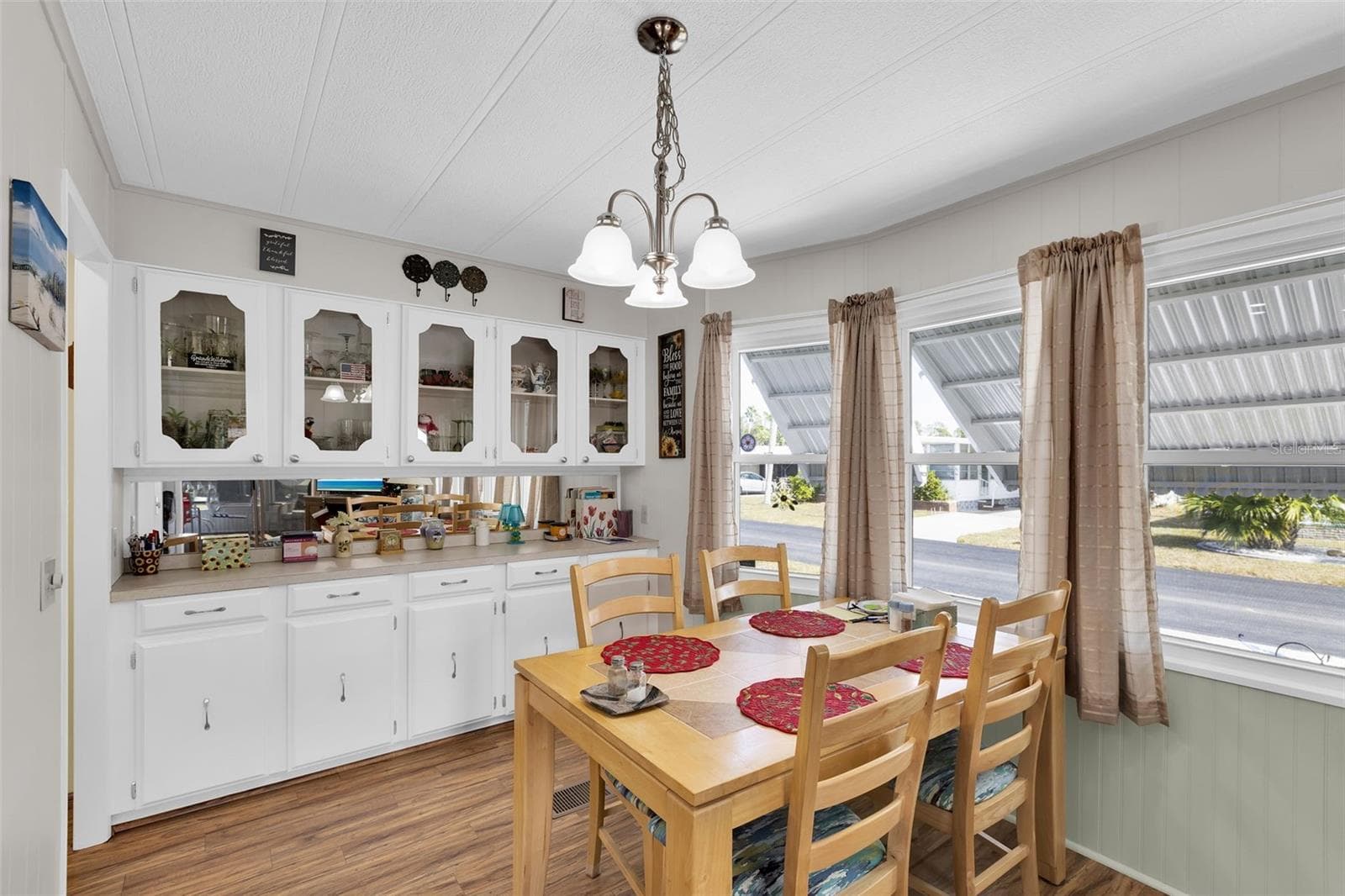 Manufactured Home at 220 LA ROSAS, NORTH PORT, photo 9 of 74