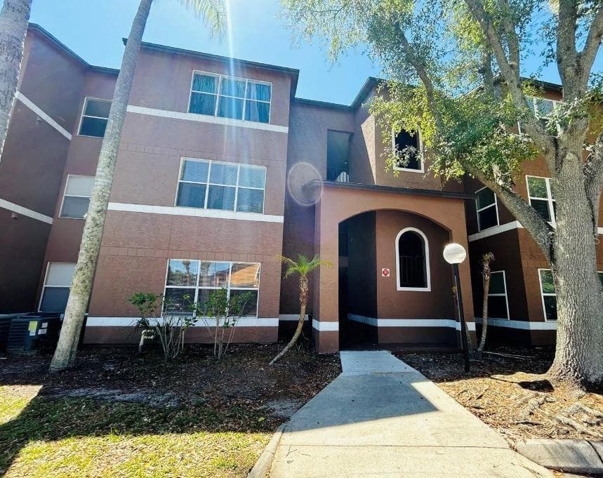 5773 GATLIN AVE #616