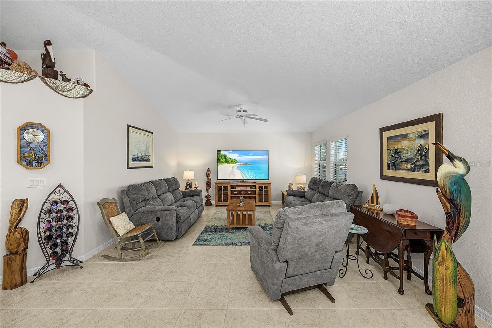 Livingroom - 430 NW 39TH AVE, CAPE CORAL