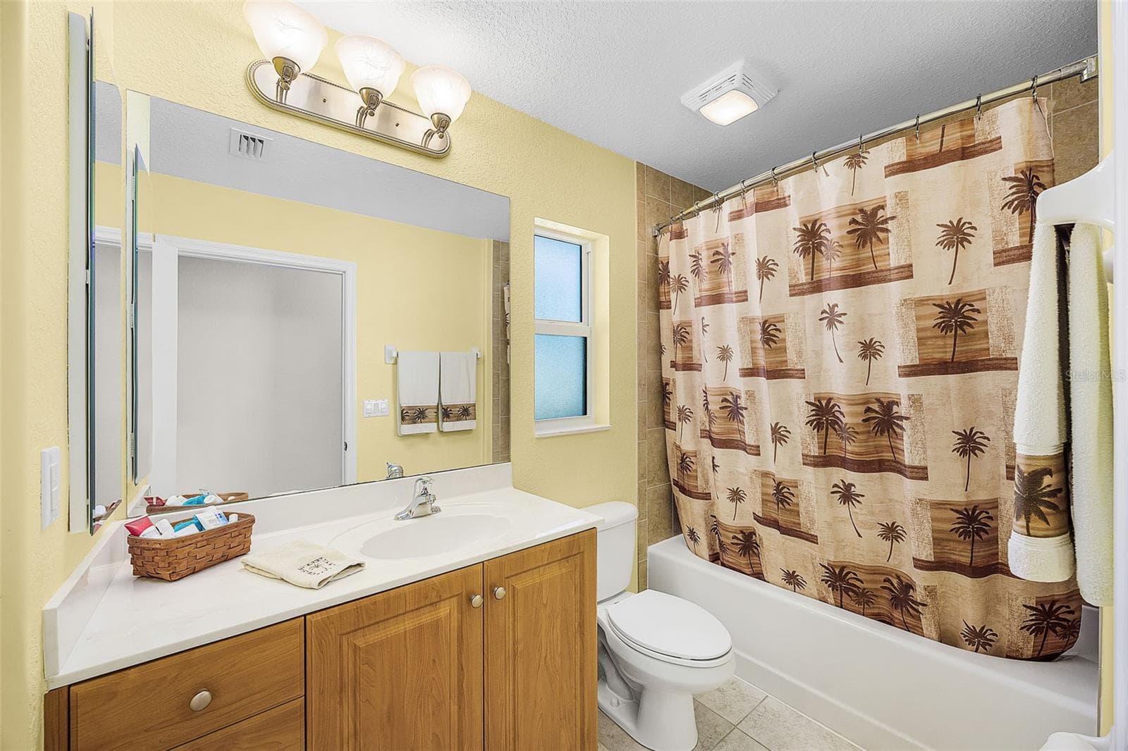 bathroom - 430 NW 39TH AVE, CAPE CORAL