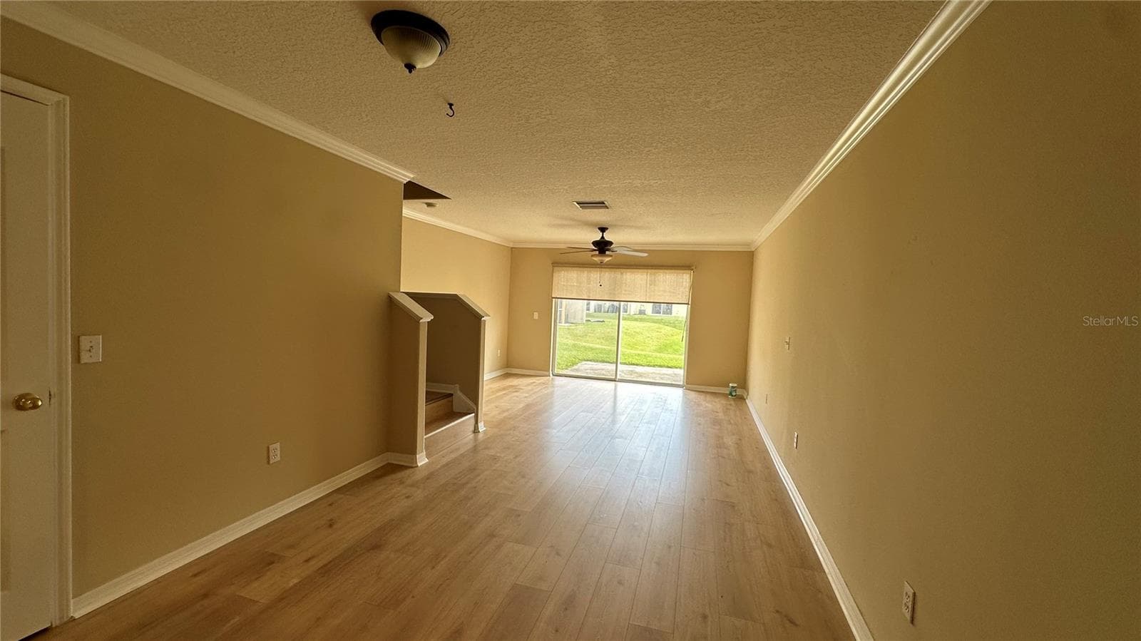 Townhouse at 6918 HAWTHORNE TRACE LN, RIVERVIEW, photo 2 of 13