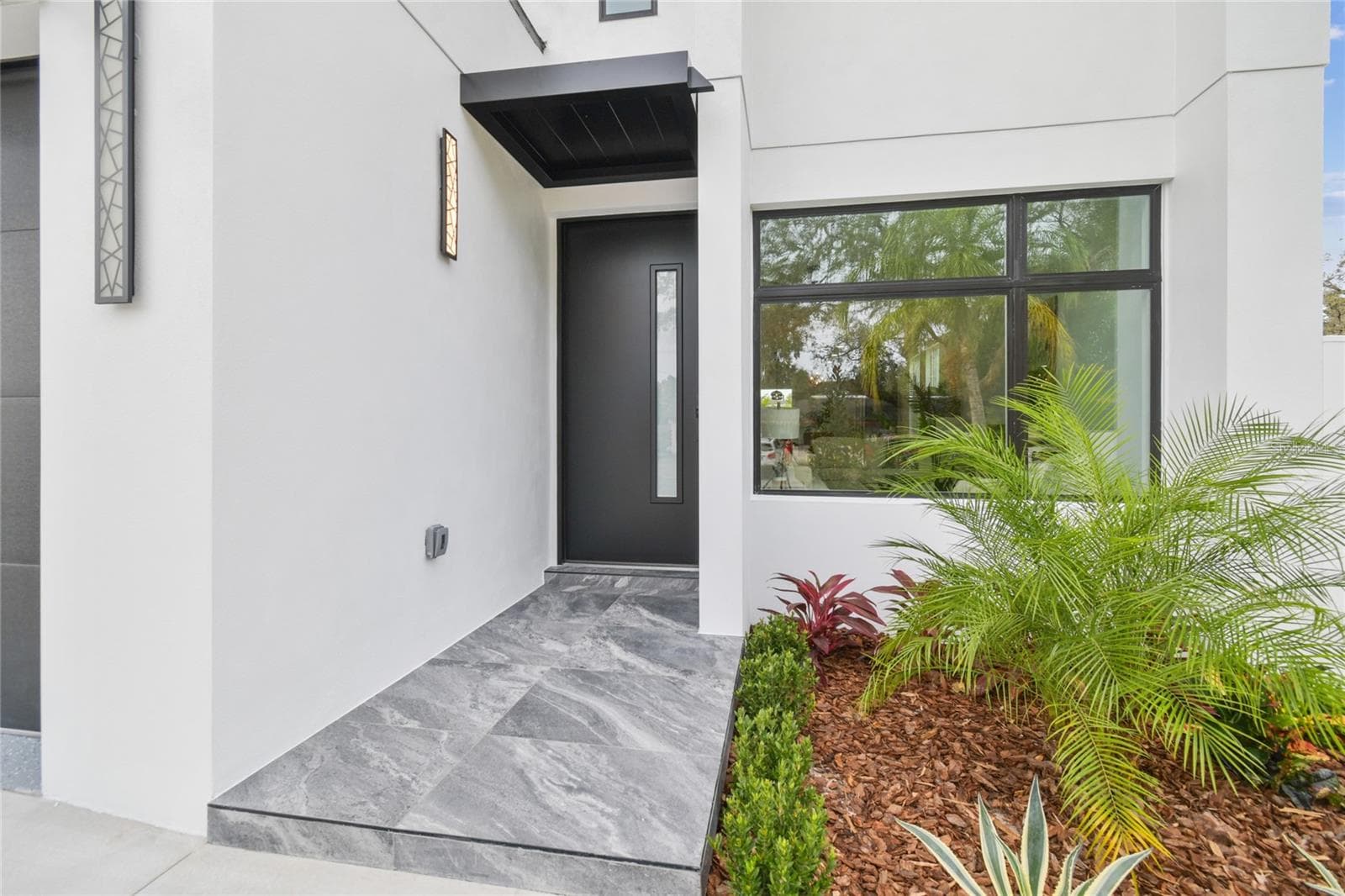 Single Family Residence at 5406 N PERSHING PL, TAMPA, photo 3 of 69
