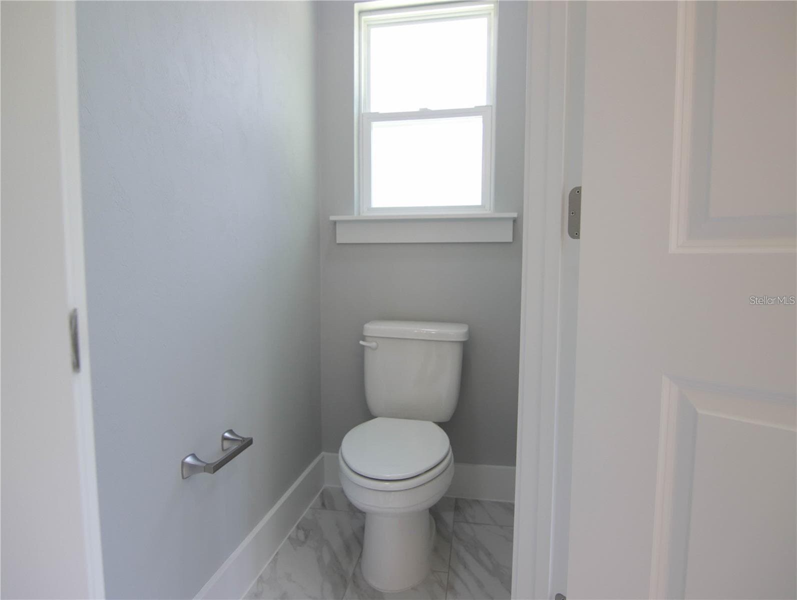 Single Family Residence at 137 SW CADENCE GLN, LAKE CITY, photo 16 of 24