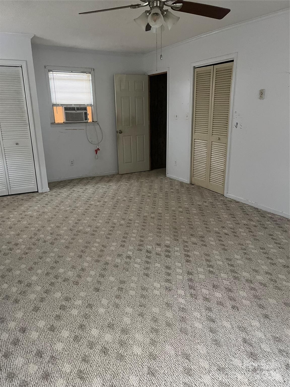 Single Family Residence at 206 E Catawba Drive, Mount Holly, photo 13 of 18