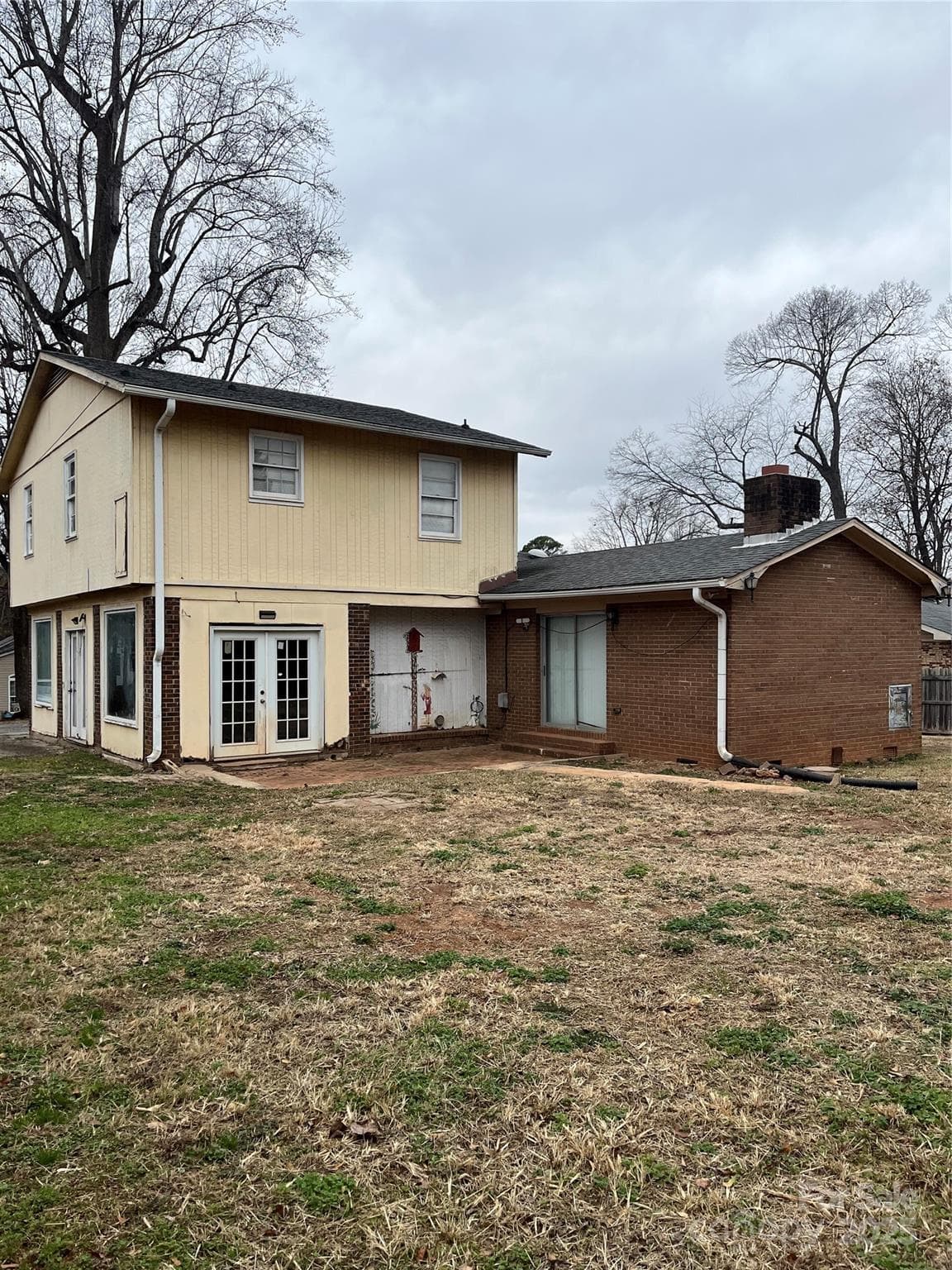 Single Family Residence at 206 E Catawba Drive, Mount Holly, photo 17 of 18