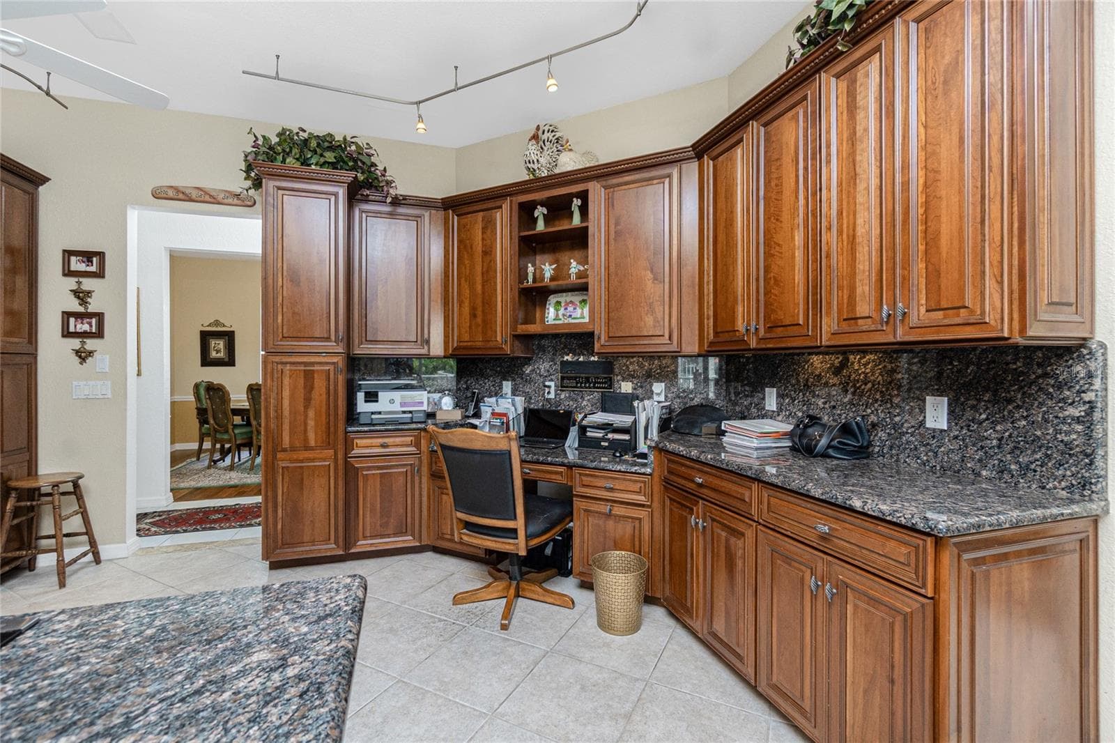 Kitchen - 202 GEORGE RD SE, PORT CHARLOTTE