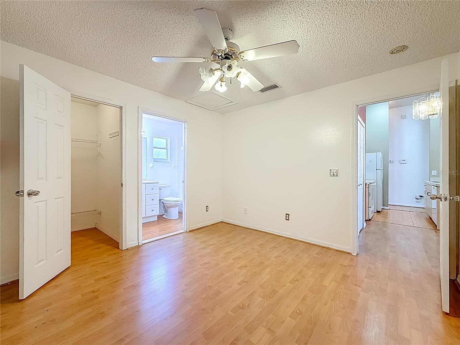 Single Family Residence at 1926 29TH AVE N, ST PETERSBURG, photo 12 of 41