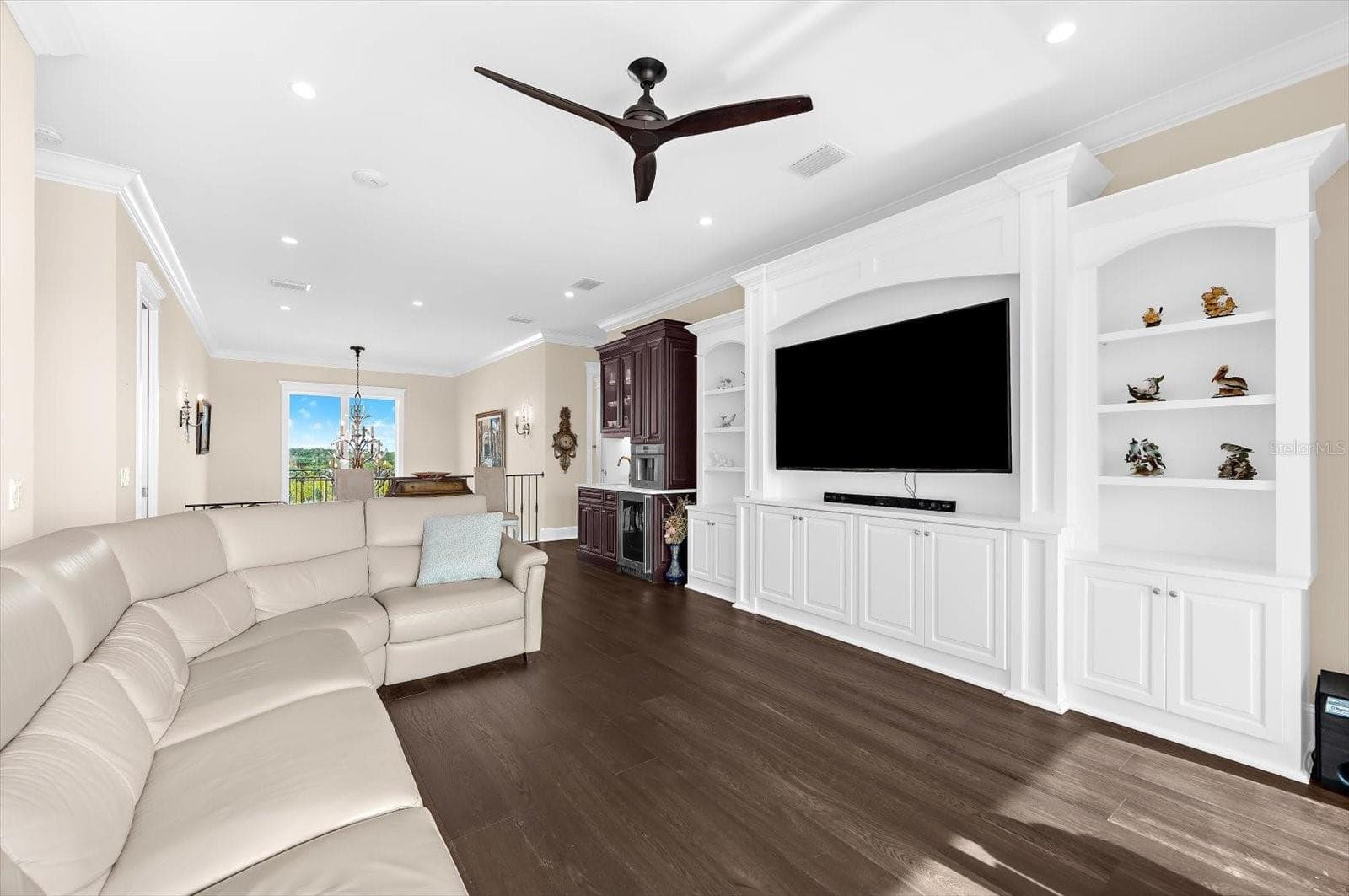 Single Family Residence at 511 BAYVIEW DR, HOLMES BEACH, photo 45 of 94