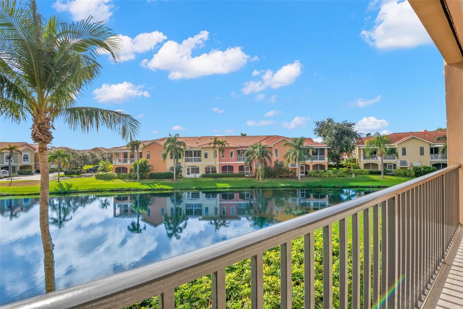 Gorgeous views dawn to dusk! - 8 ACADEMY WAY S #123, ST PETERSBURG