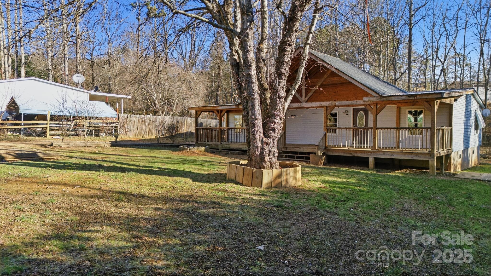 Single Family Residence at 102 Garnett Trace Road, Franklin, photo 2 of 36