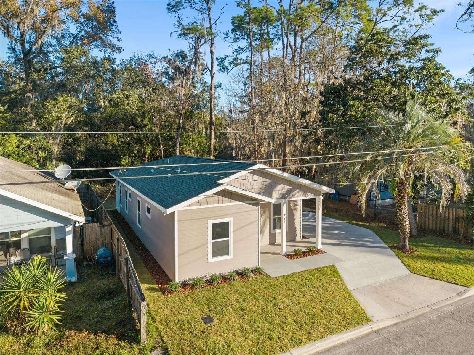 Single Family Residence at 2016 NE 3RD AVE, GAINESVILLE, photo 30 of 35