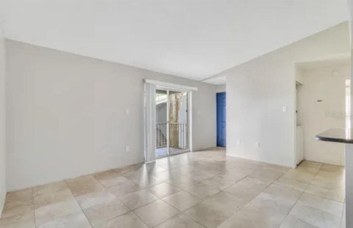 Condominium at 3827 BAY CLUB CIR #204, KISSIMMEE, photo 11 of 28