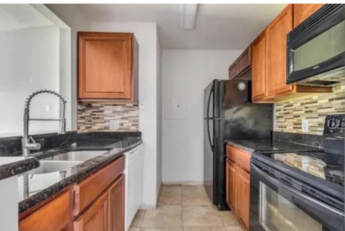 Condominium at 3827 BAY CLUB CIR #204, KISSIMMEE, photo 23 of 28
