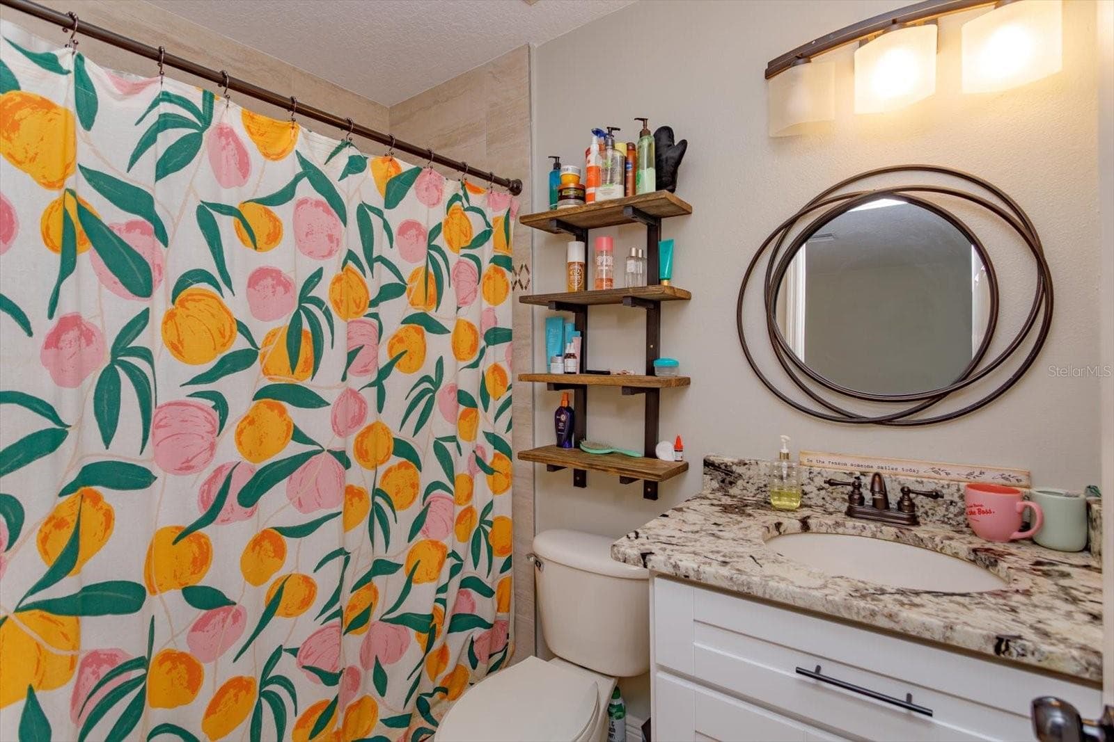 upstaiurs bath - 5341 FAWN WOODS CT, SANFORD