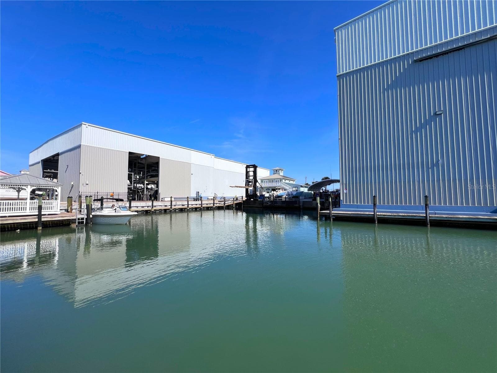 Dock-Rackominium at 100 CIRCUIT RD #N18, NOKOMIS, photo 9 of 21