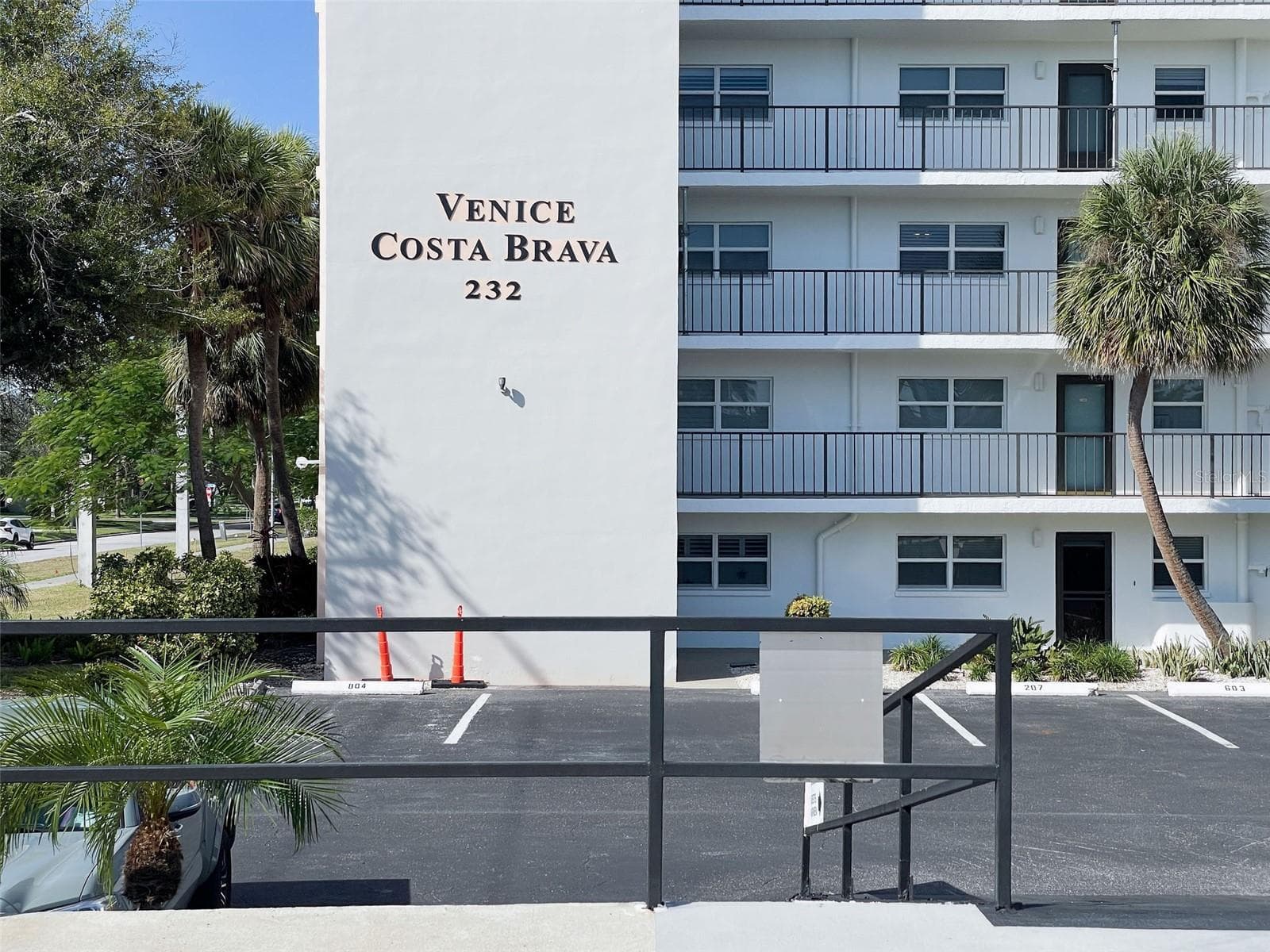 232 SAINT AUGUSTINE AVE #105