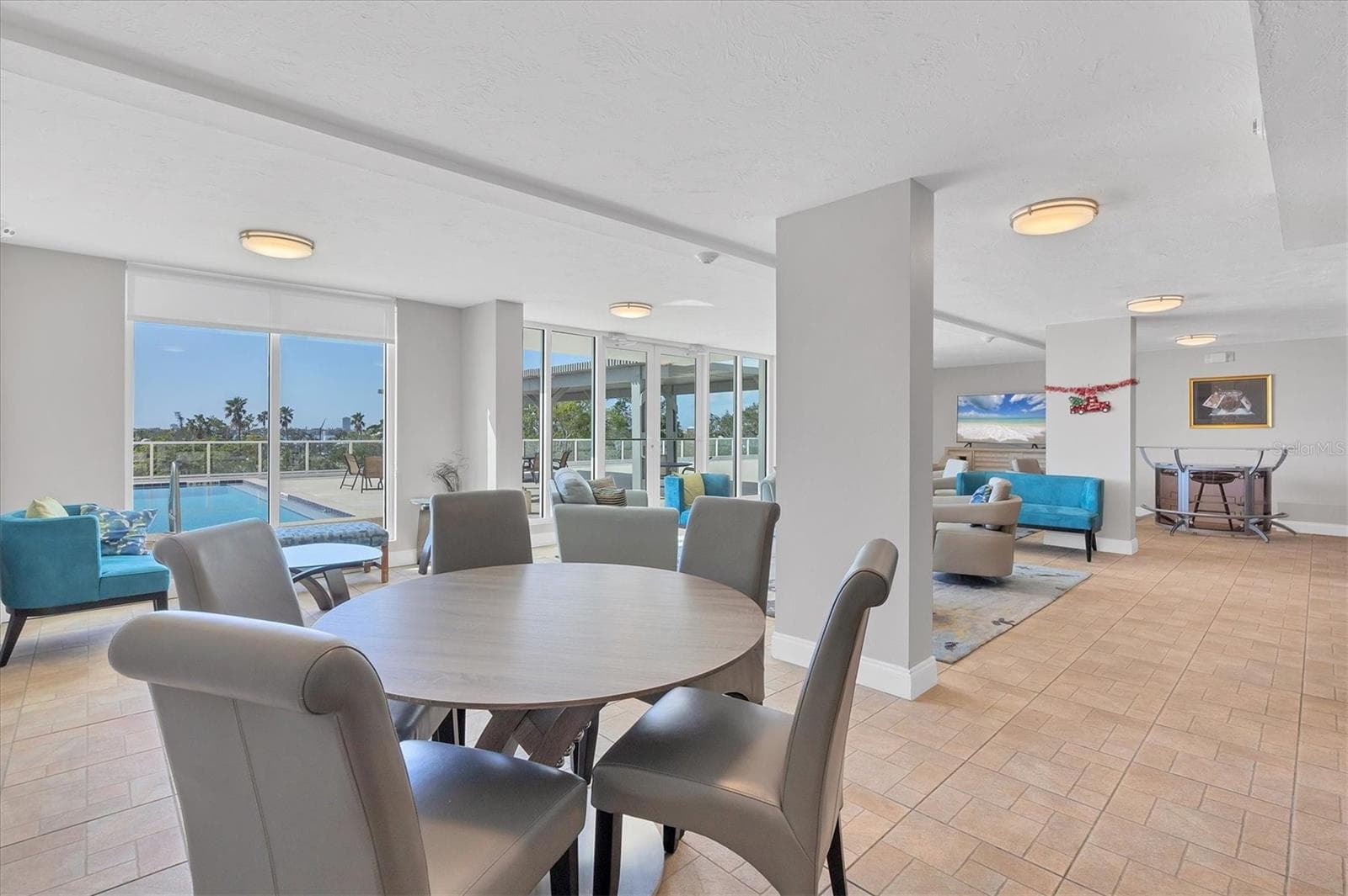 Condominium at 101 S GULFSTREAM AVE #15E, SARASOTA, photo 23 of 53