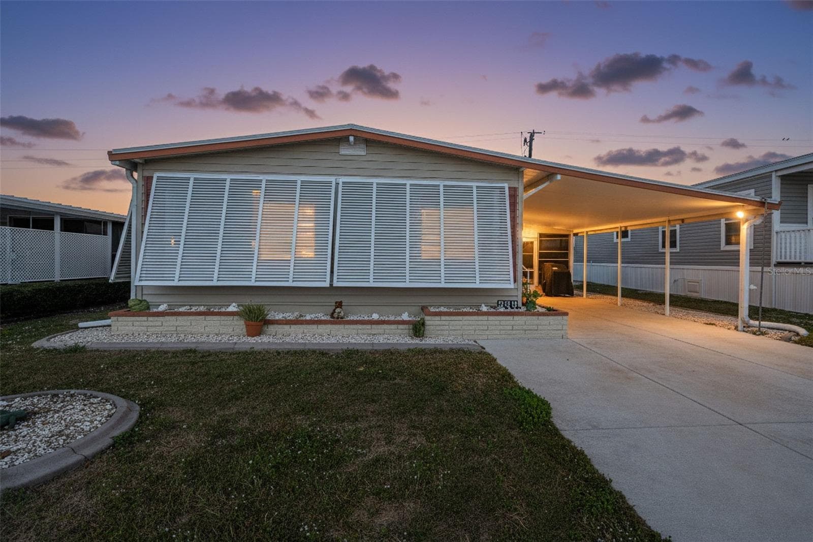 Manufactured Home at 320 LA COSTA, NORTH PORT, photo 2 of 75
