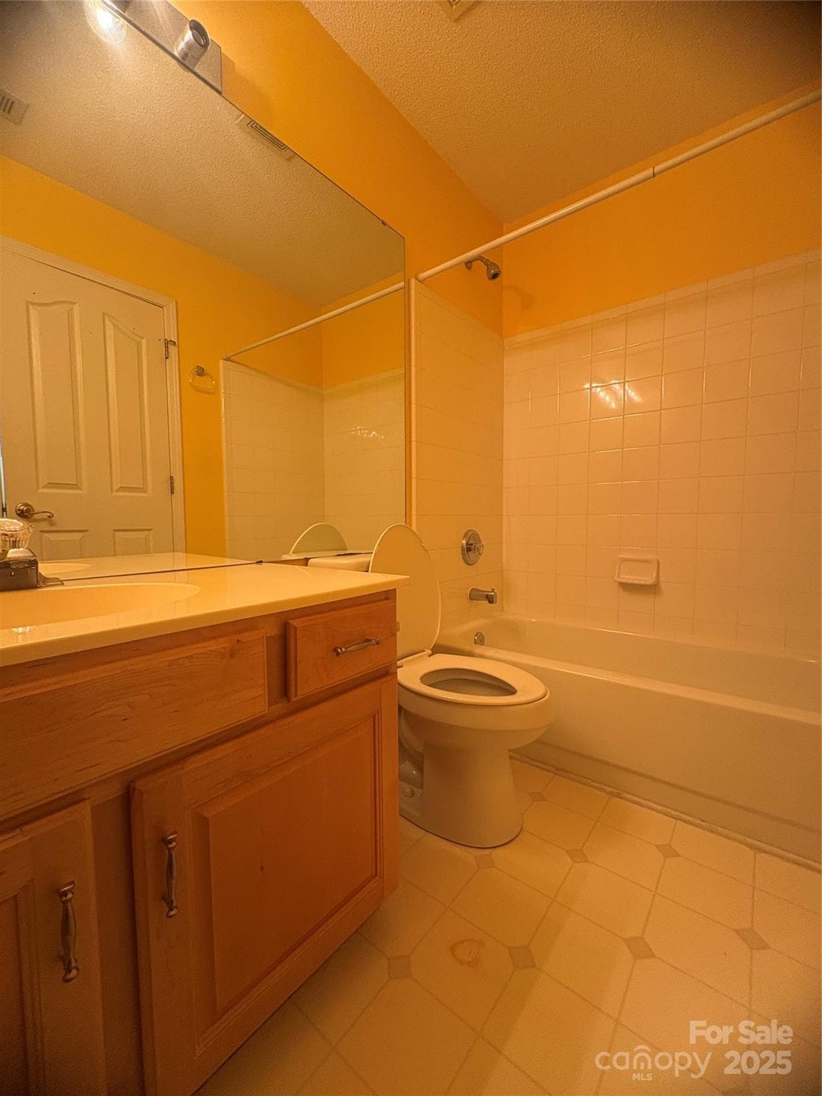 Upstairs Full Bath - Charlotte