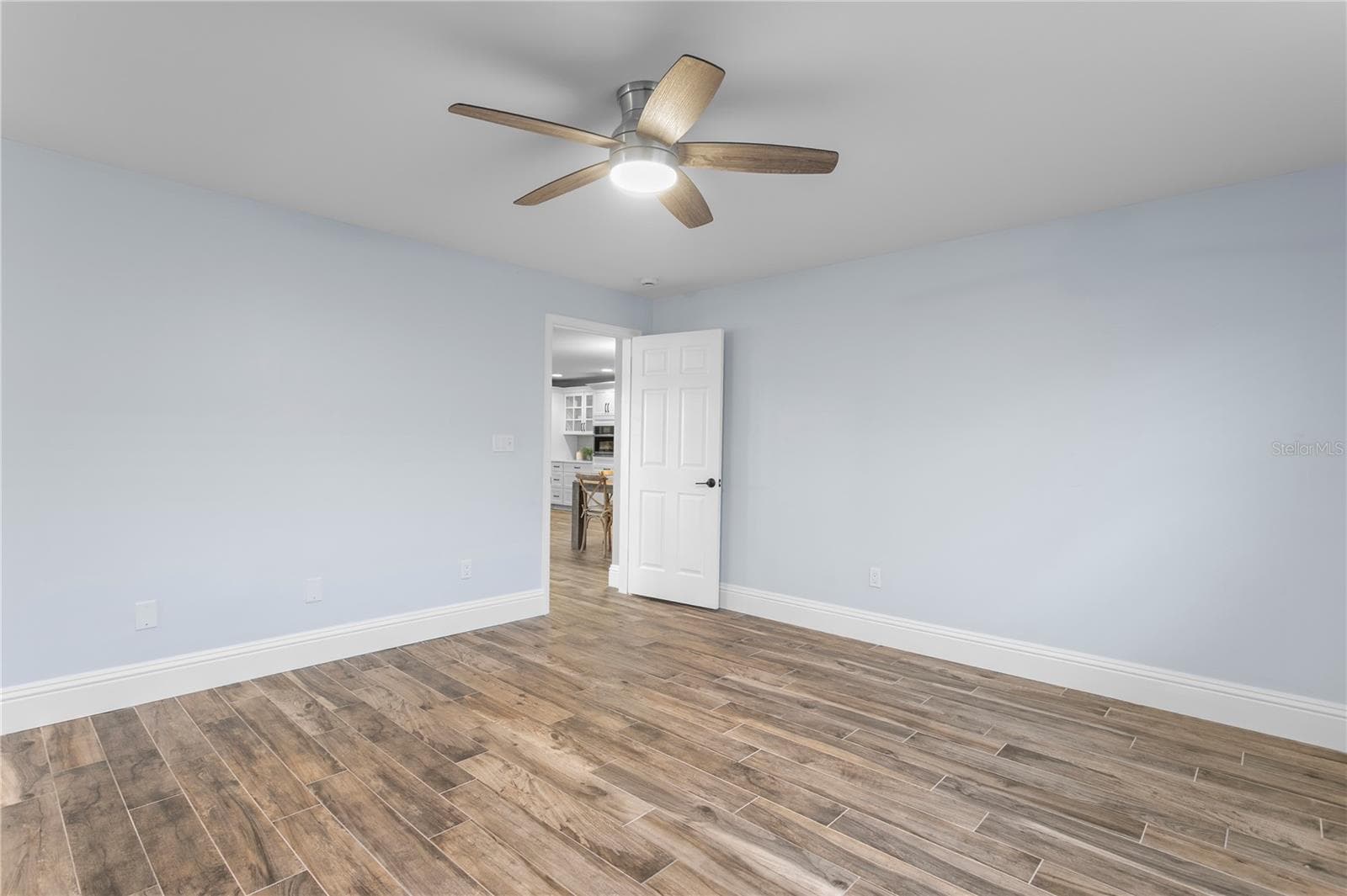 Single Family Residence at 1320 52ND AVE NE, ST PETERSBURG, photo 35 of 92