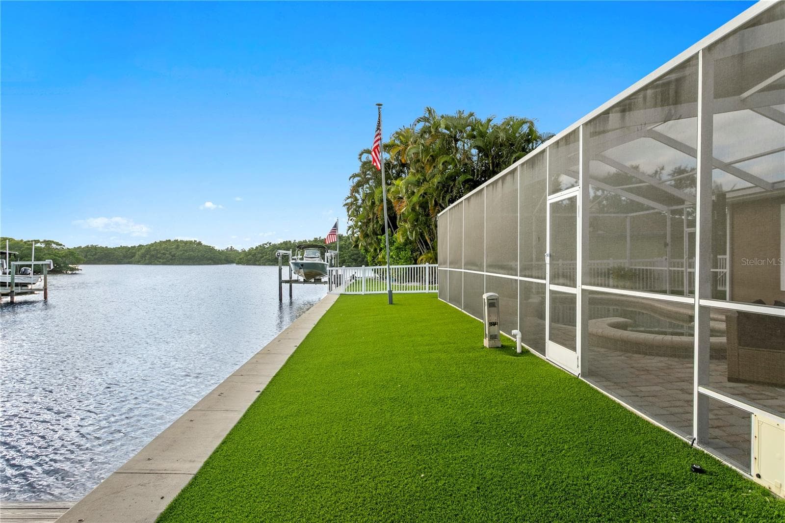 Single Family Residence at 1320 52ND AVE NE, ST PETERSBURG, photo 51 of 92