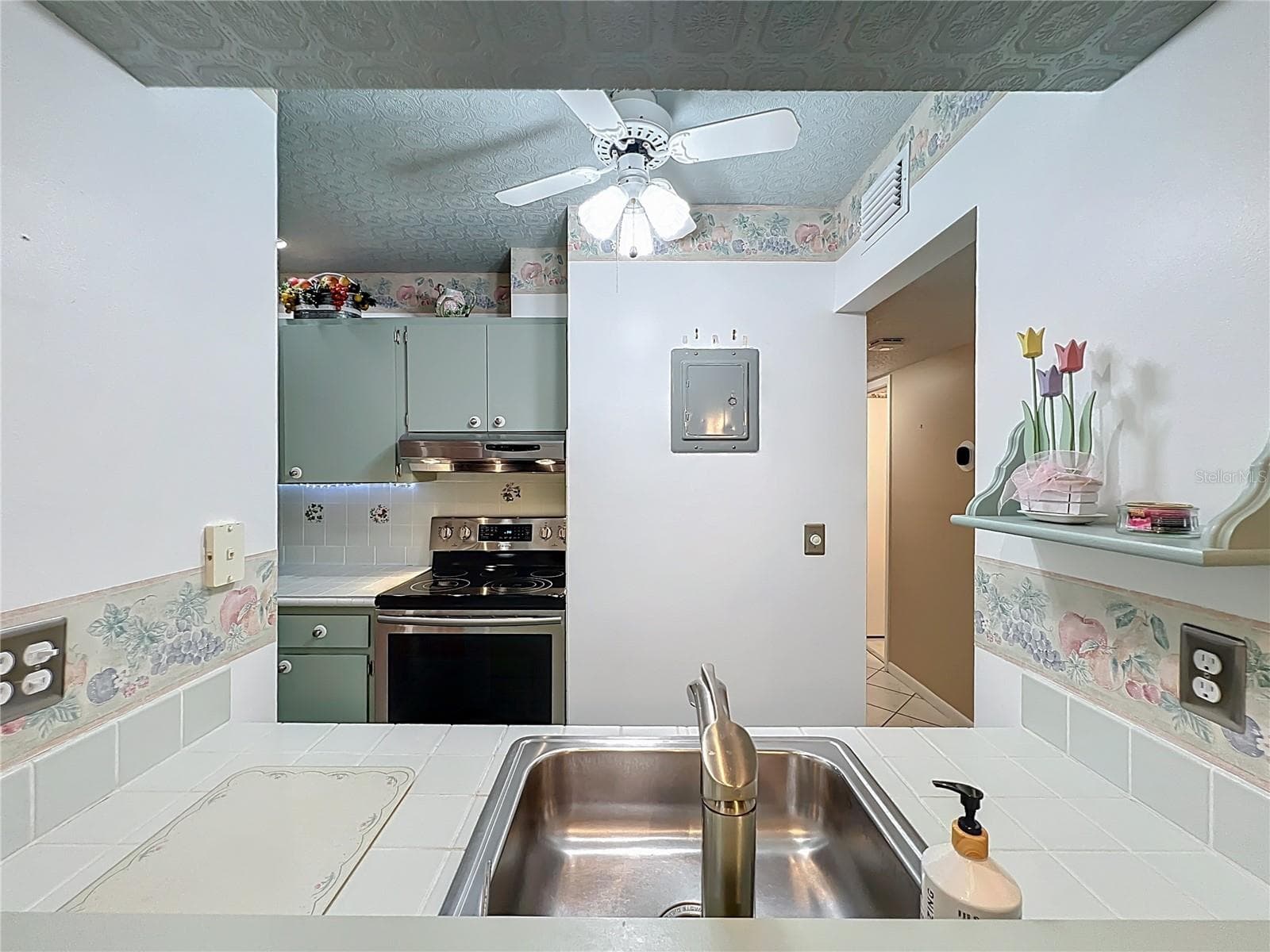 Condominium at 130 JASMINE WOODS CT #10D, DELTONA, photo 17 of 77