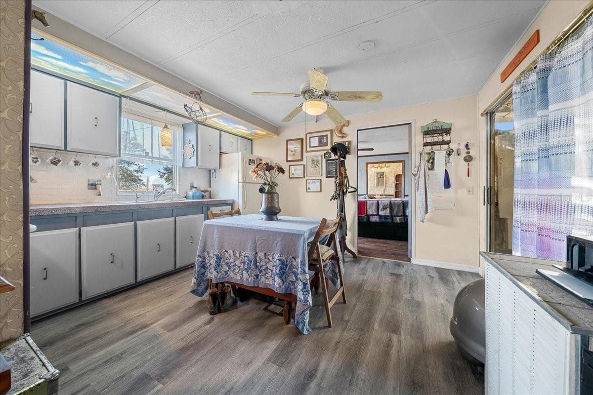 Mobile Home at 6250 SE 150TH AVE, MORRISTON, photo 11 of 50