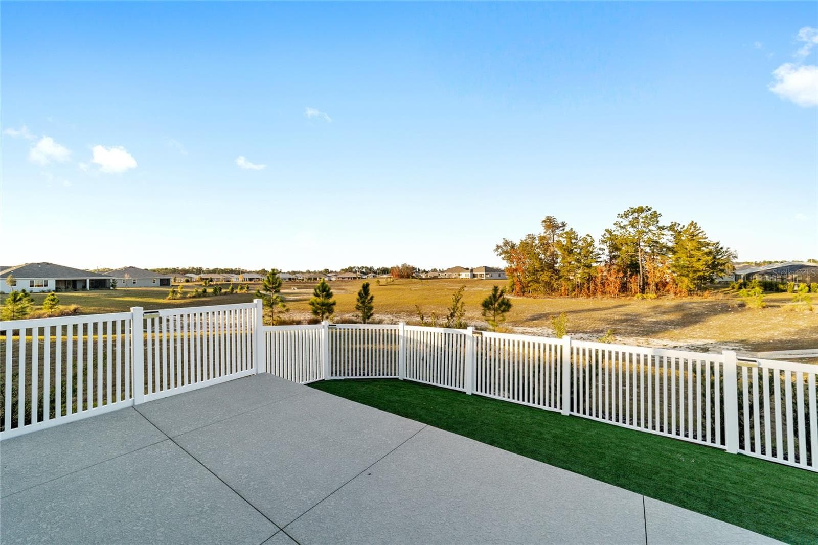 Fenced yard - 10453 SW 99TH LN, OCALA