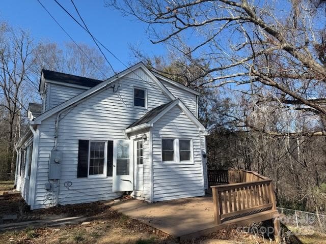 Single Family Residence at 171 Oakdale Drive, Spruce Pine, photo 2 of 10