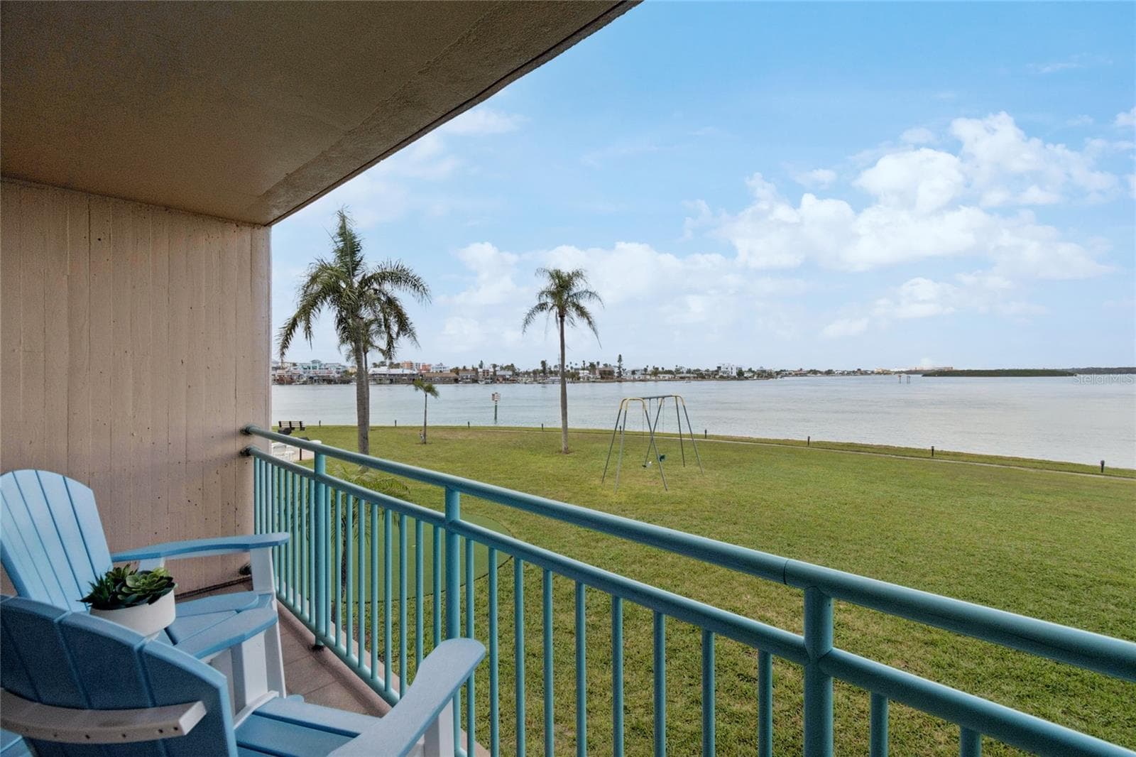 Condominium at 1 KEY CAPRI #101E, TREASURE ISLAND, photo 16 of 63