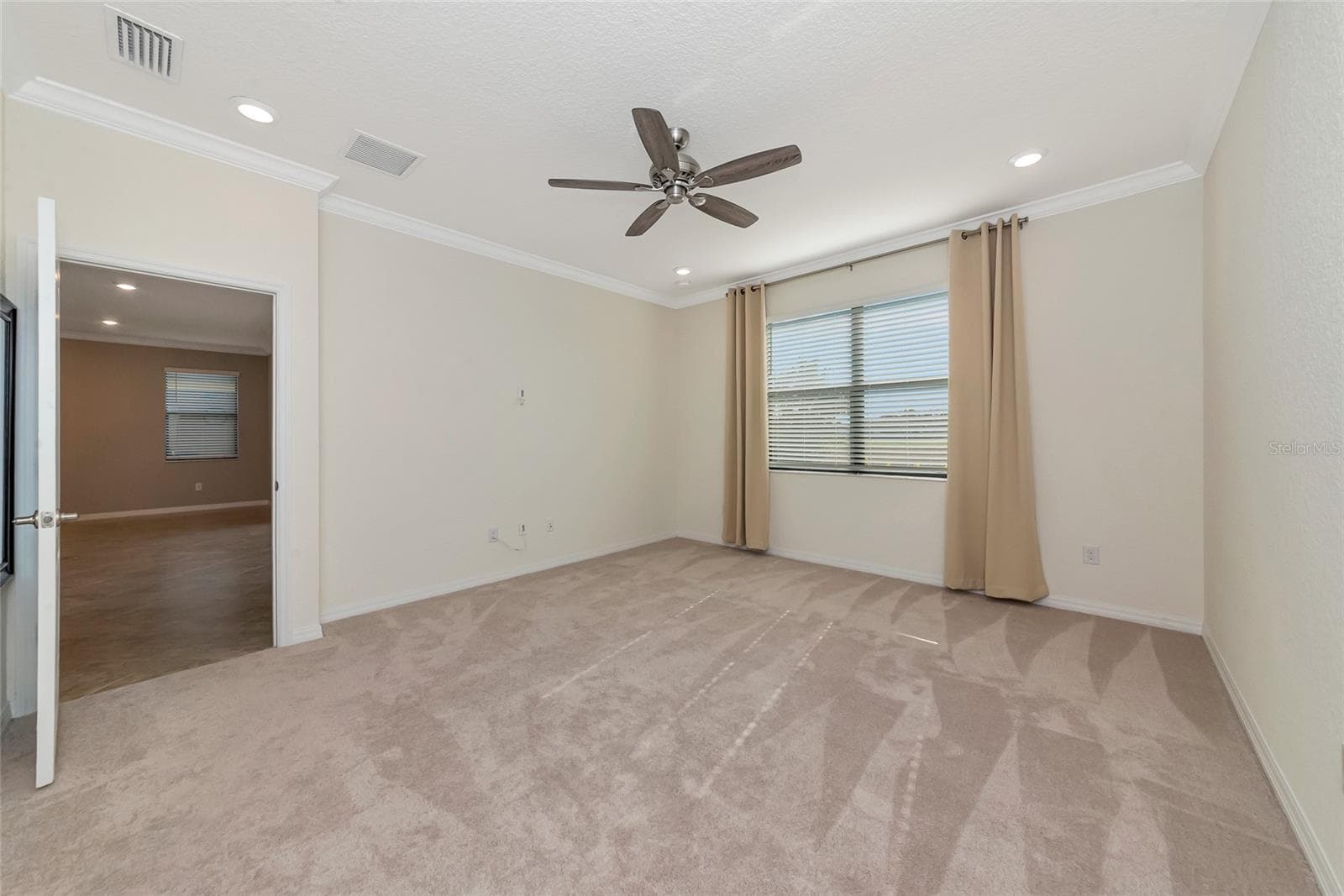 Single Family Residence at 10202 MARBELLA DR, BRADENTON, photo 19 of 68