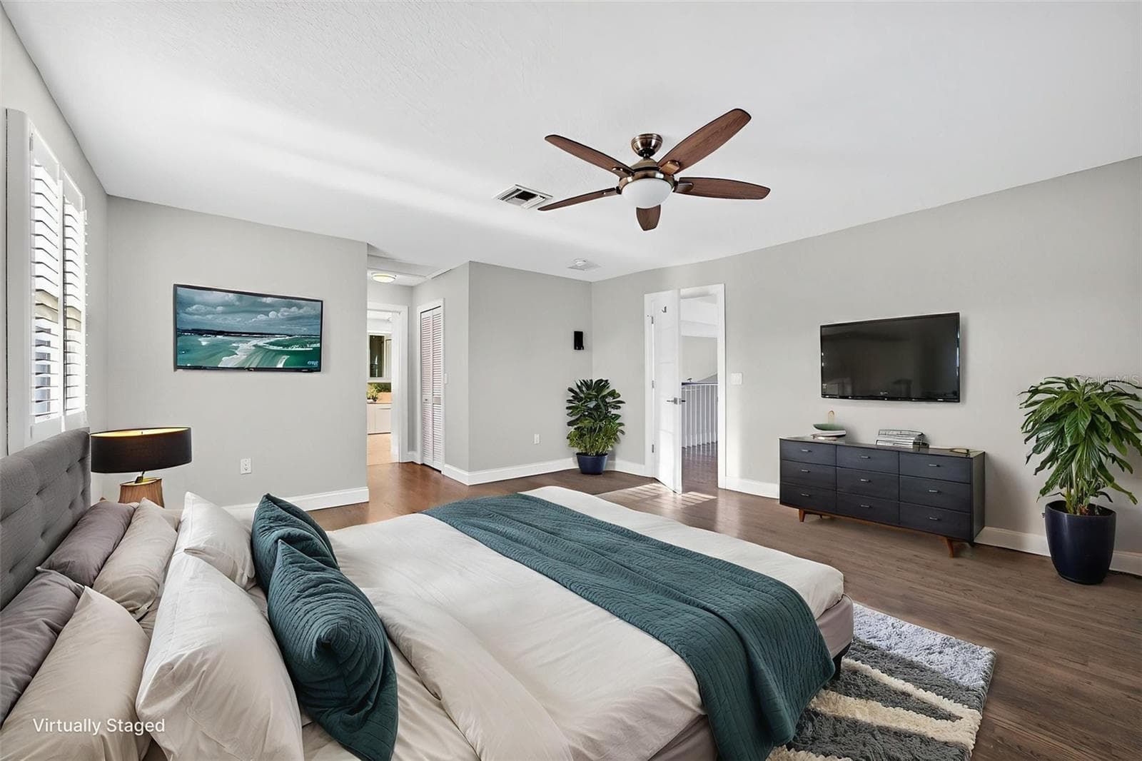 Virtual staging - 562 RANGER LN, LONGBOAT KEY