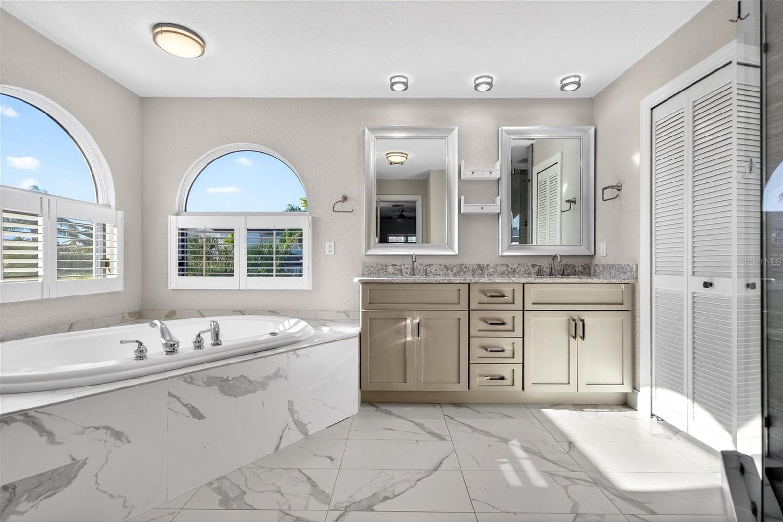 Single Family Residence at 562 RANGER LN, LONGBOAT KEY, photo 73 of 96