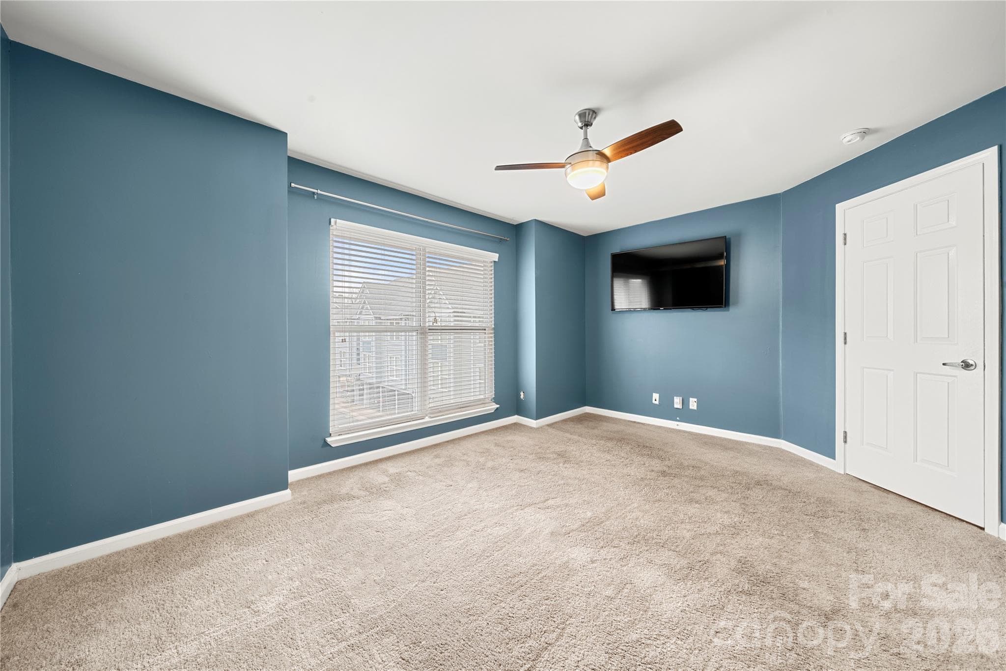 Condominium at Charlotte, photo 11 of 31