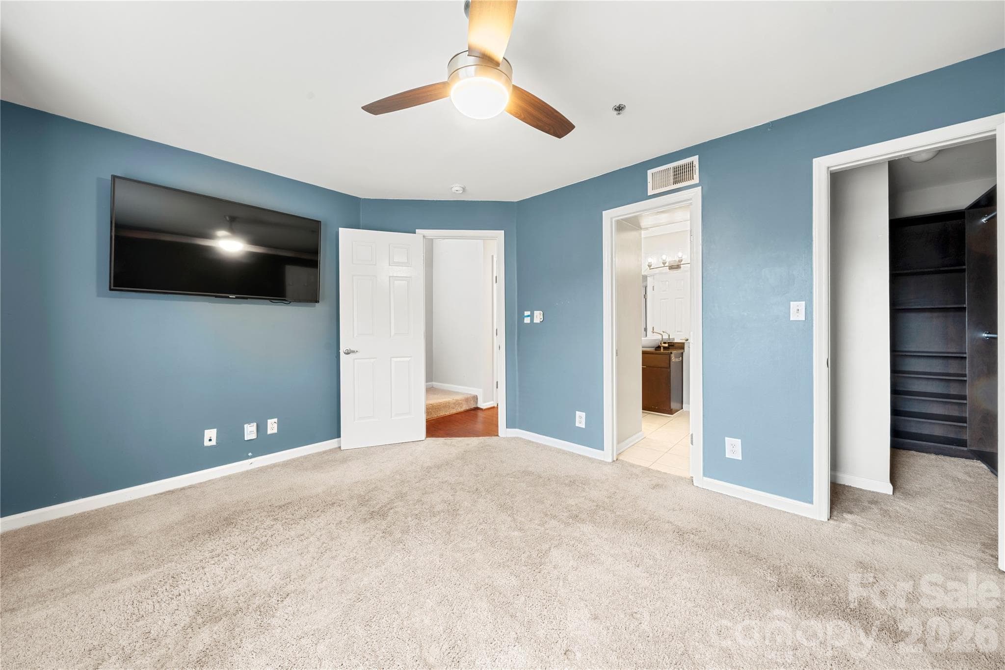 Condominium at Charlotte, photo 12 of 31