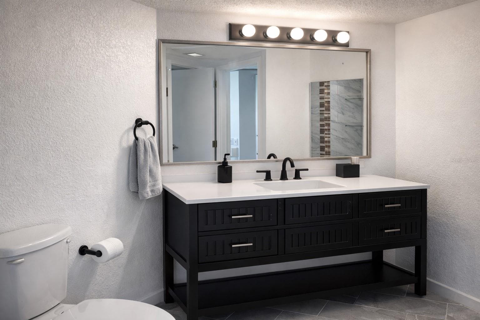 ALL NEW Master ensuite Bathroom - 2333 FEATHER SOUND DR #B304, CLEARWATER