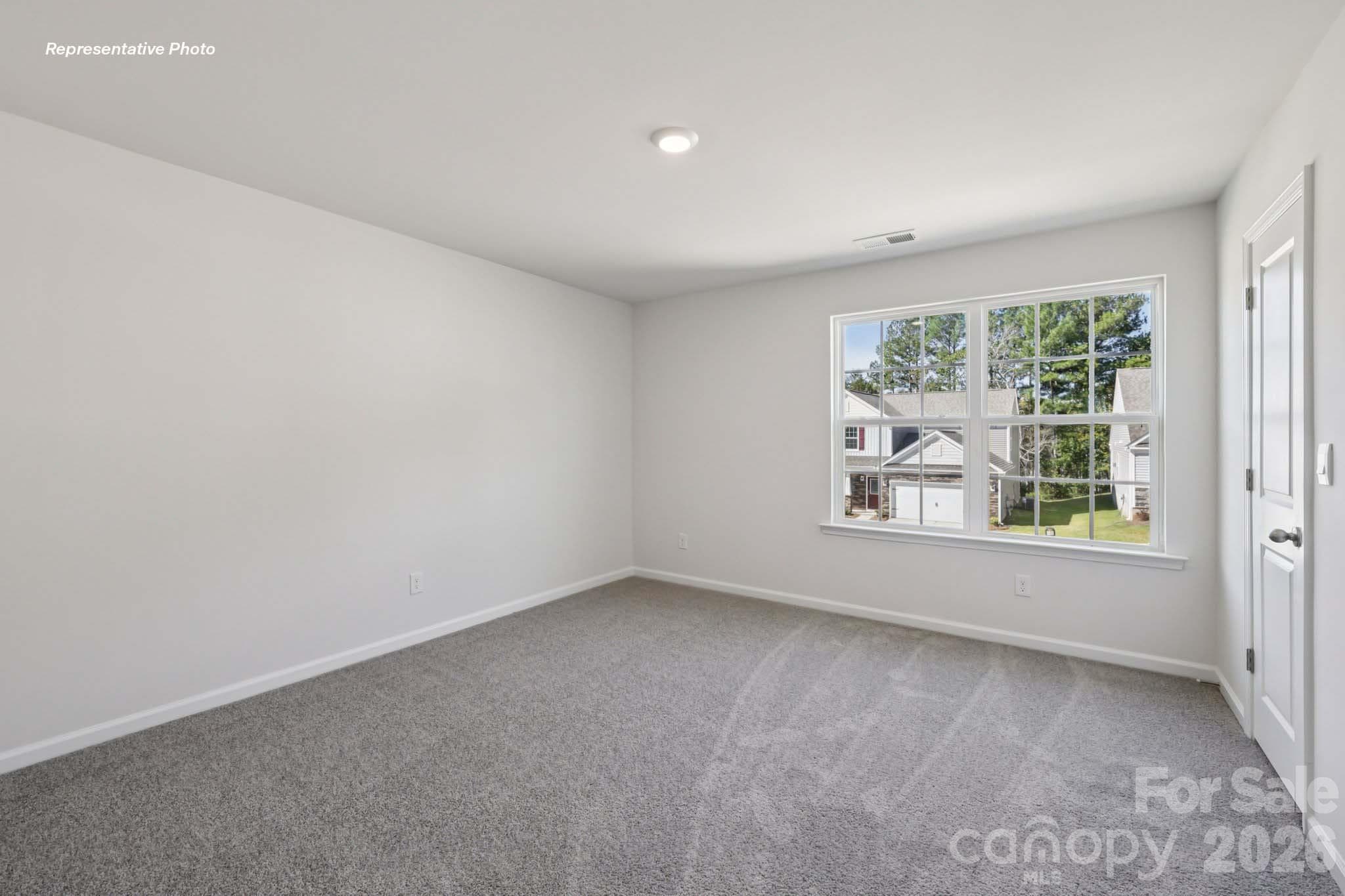 Single Family Residence at 552 Dazzle Loop, Newton, photo 39 of 64