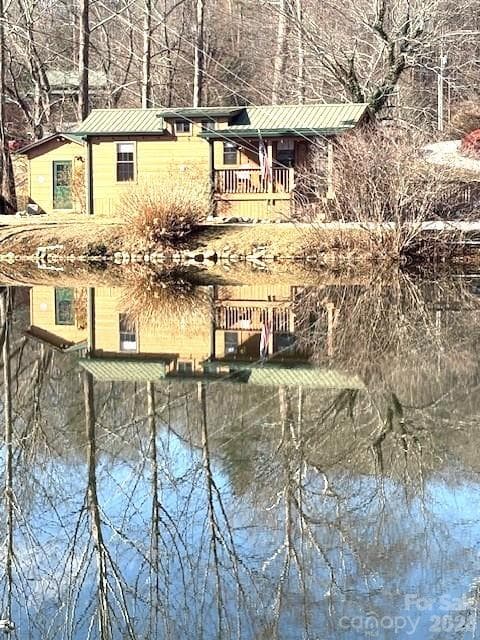 home reflection on the lake - 129 Mallard Loop, Waynesville