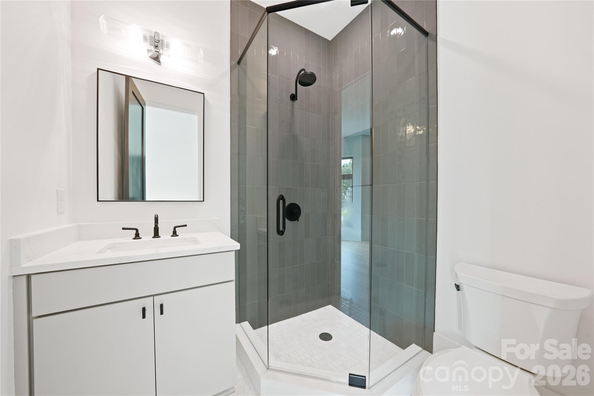 Ensuite Bathroom - 1511 Waverly Avenue, Charlotte