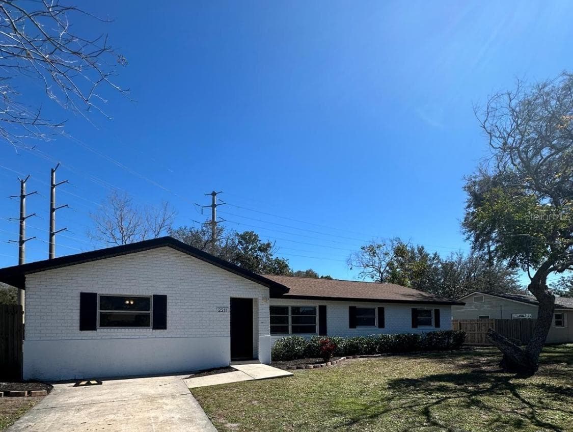 2211 SUNNY VIEW DR